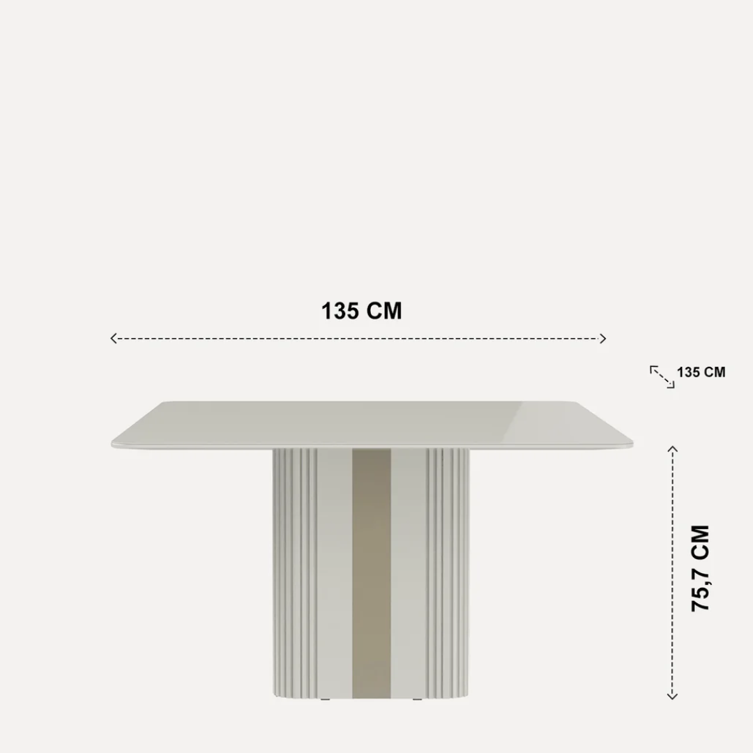 Mesa de Comedor Linn | 1.35 cm Cuadrada.