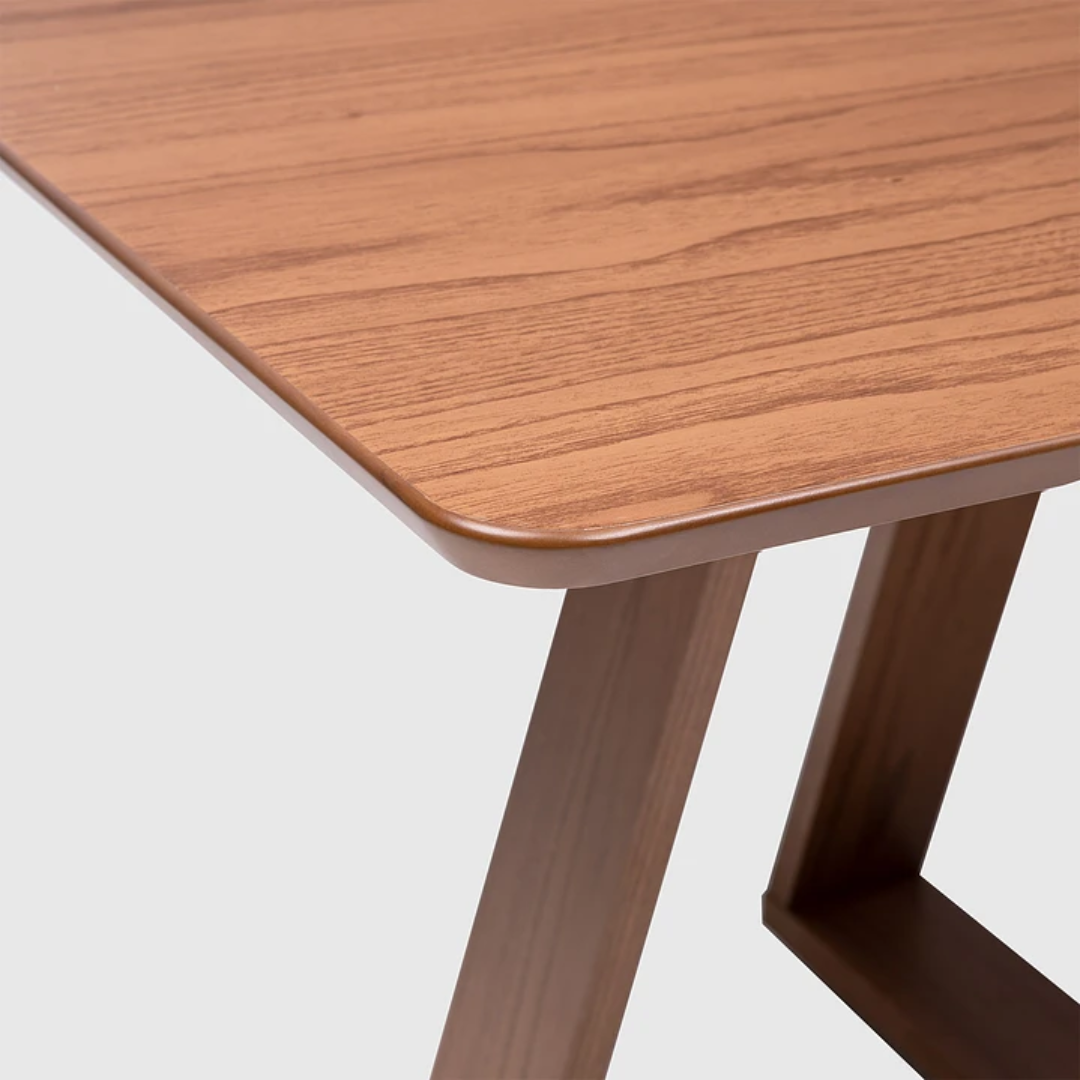 Comedor Costela Brown 1.35 cm | 4 sillas Molly